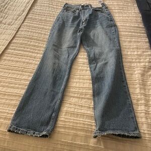 NWT Abercrombie Ankle straight jeans. size 25.